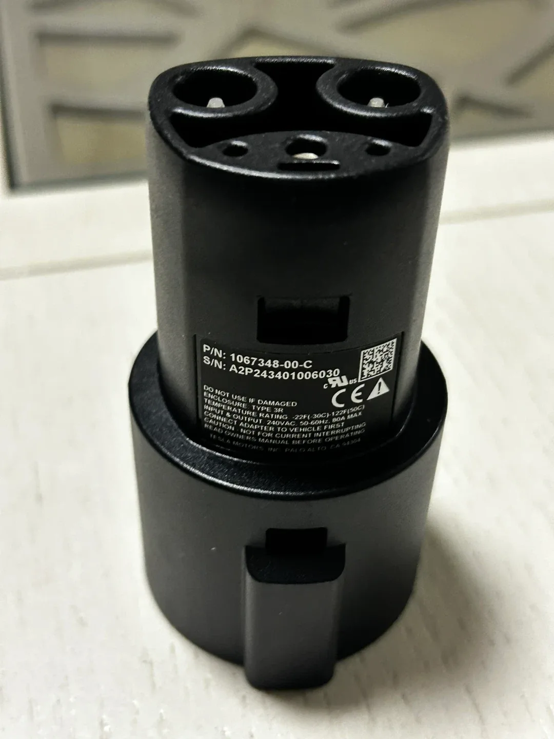 Tesla Gen 2 Charging Adapter – Excellent Condition ⚡️ image indicator(2)
