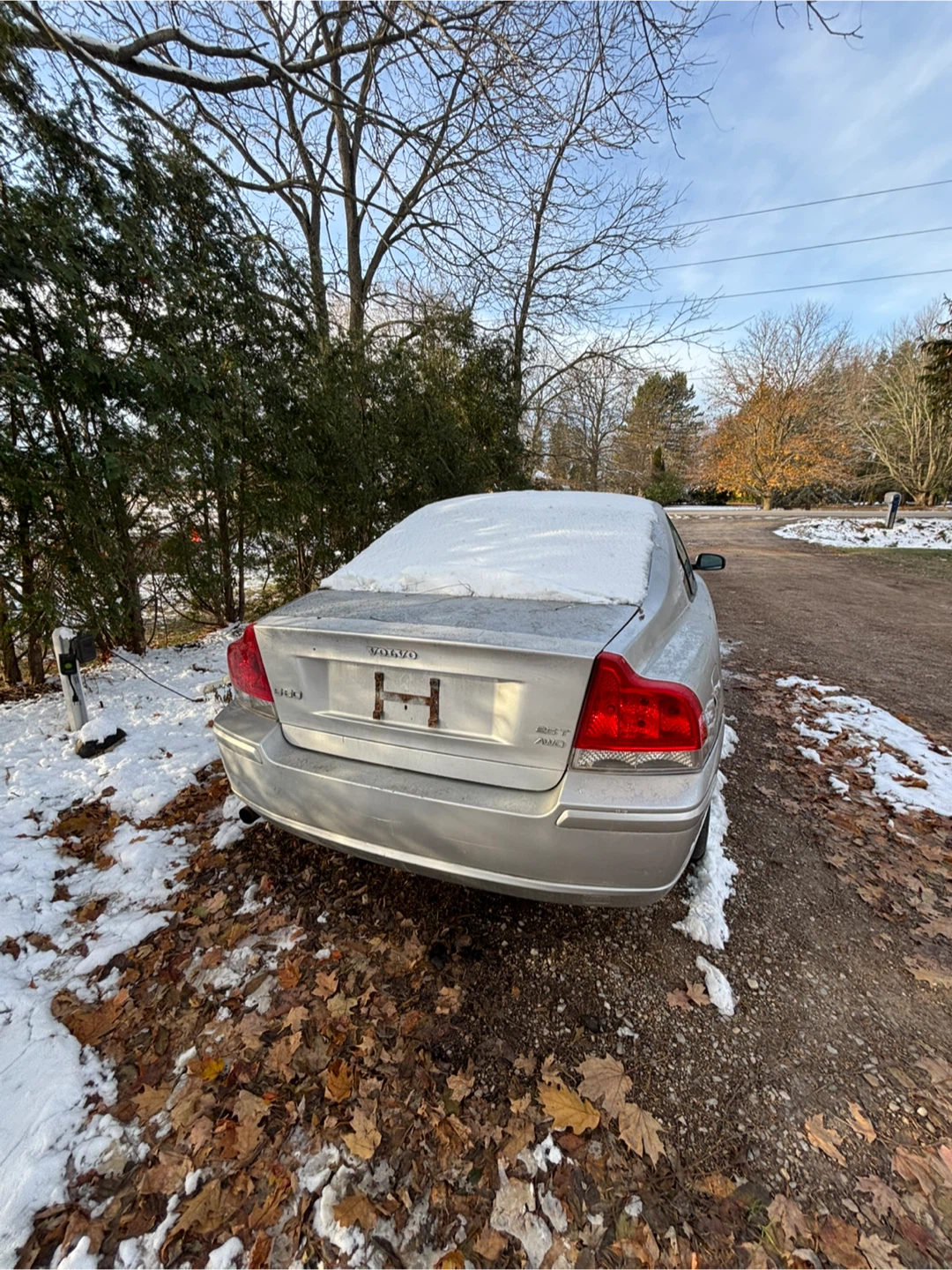 Volvo S60 2.5T AWD Sedan - photo 4