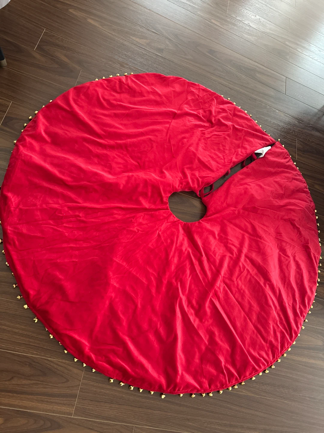 Red Velvet Christmas Tree Skirt with Bells - photo 2
