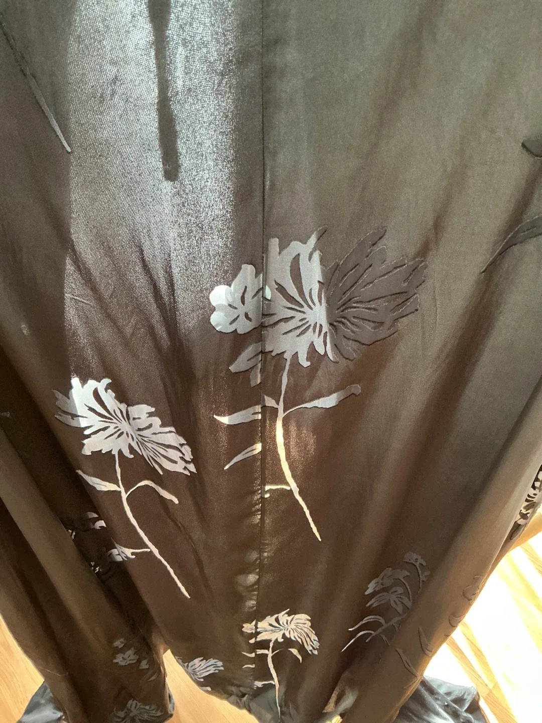 Black Floral Print Cape image indicator(4)