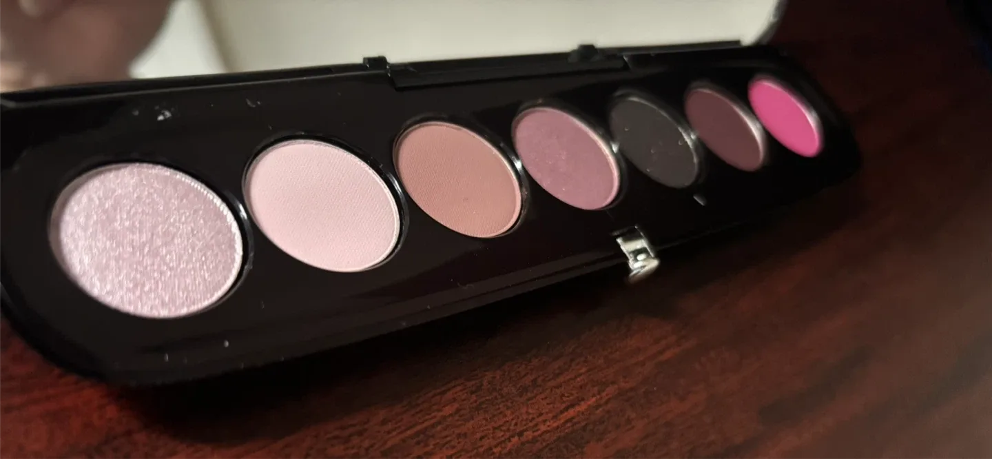 Marc Jacobs Eye-Conic Multi-Finish Eyeshadow Palettes (2) image indicator(2)