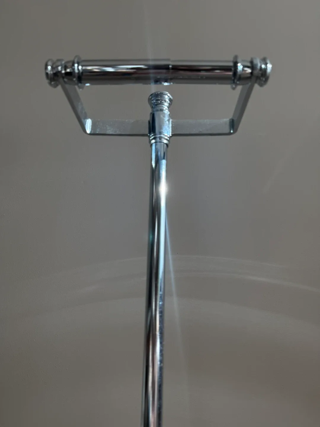 Toilet Paper Stand - Chrome Finish image indicator(2)