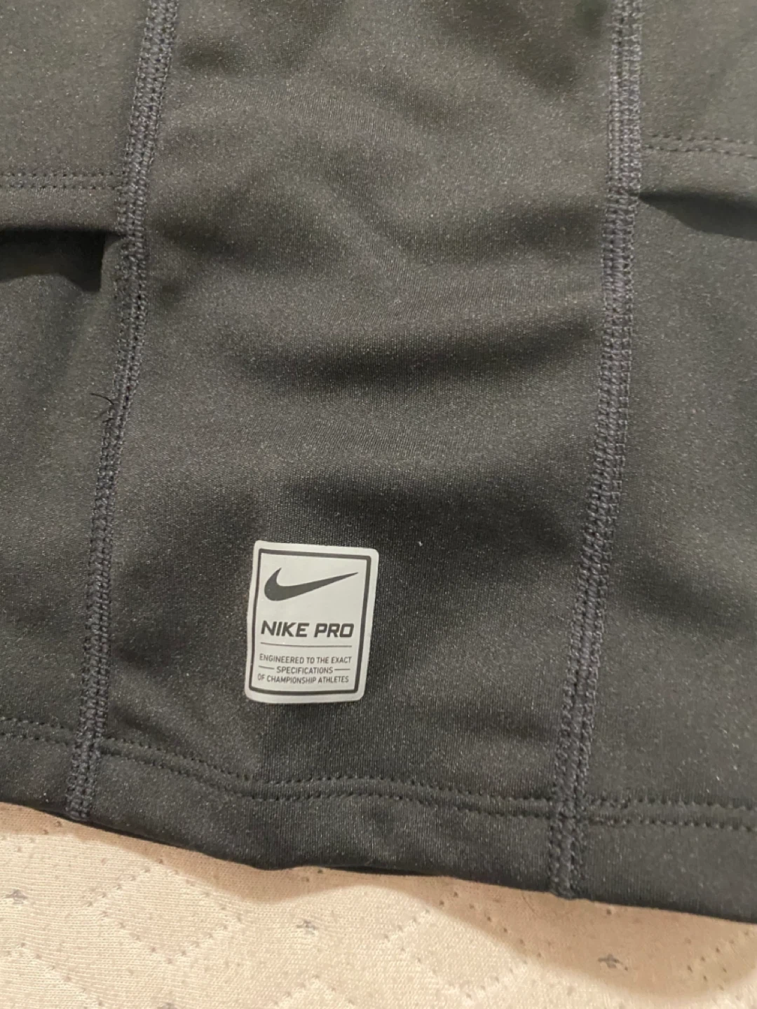 Nike Pro Therma-FIT Hood - Black