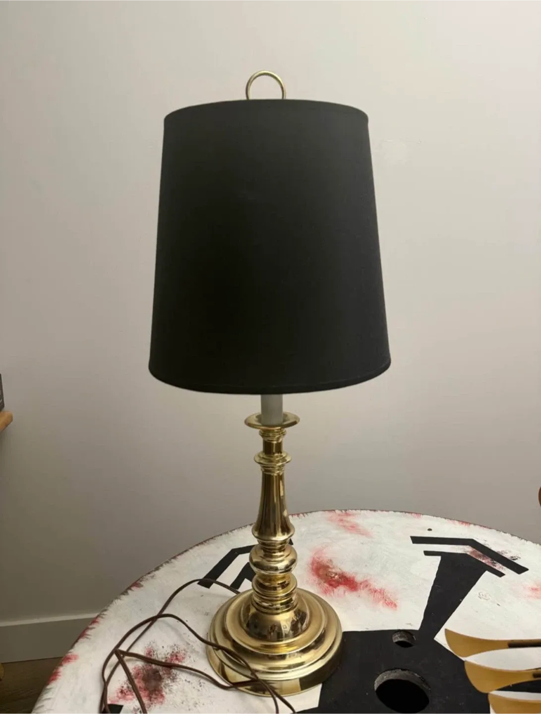 Table Lamps - Green & Black image indicator(4)