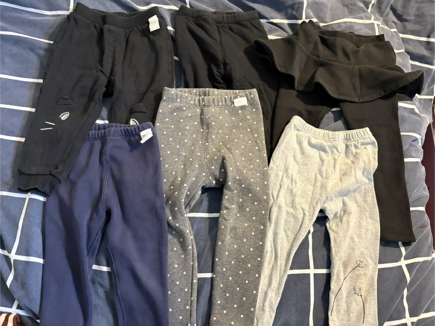 ✨ Bundle of Cozy Winter Clothes for Toddlers – Size 100✨