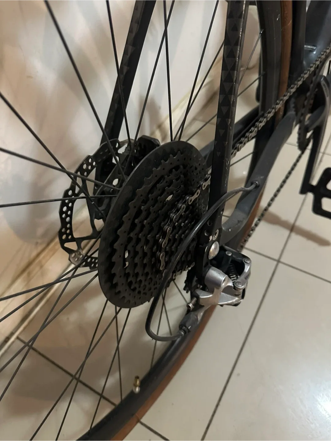 Carbon fiber bicycle, matte black, good price image indicator(5)