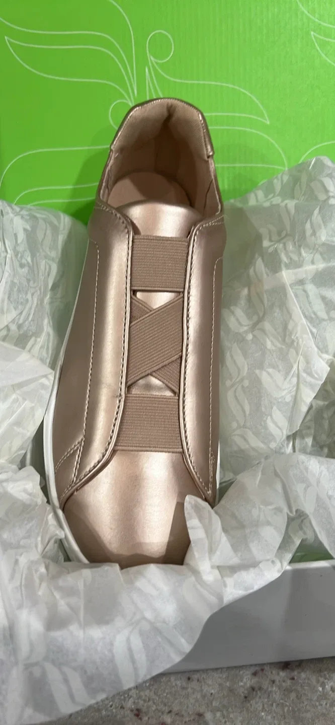 Fabletics Rose Gold Slip-On Sneakers - Size 8 image indicator(2)