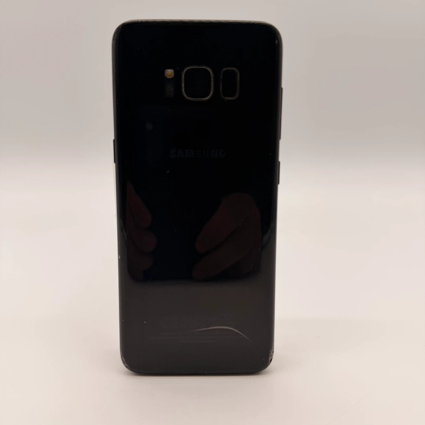 Samsung Galaxy S8 – 64GB – Cracked Screen & Back – Works - photo 2