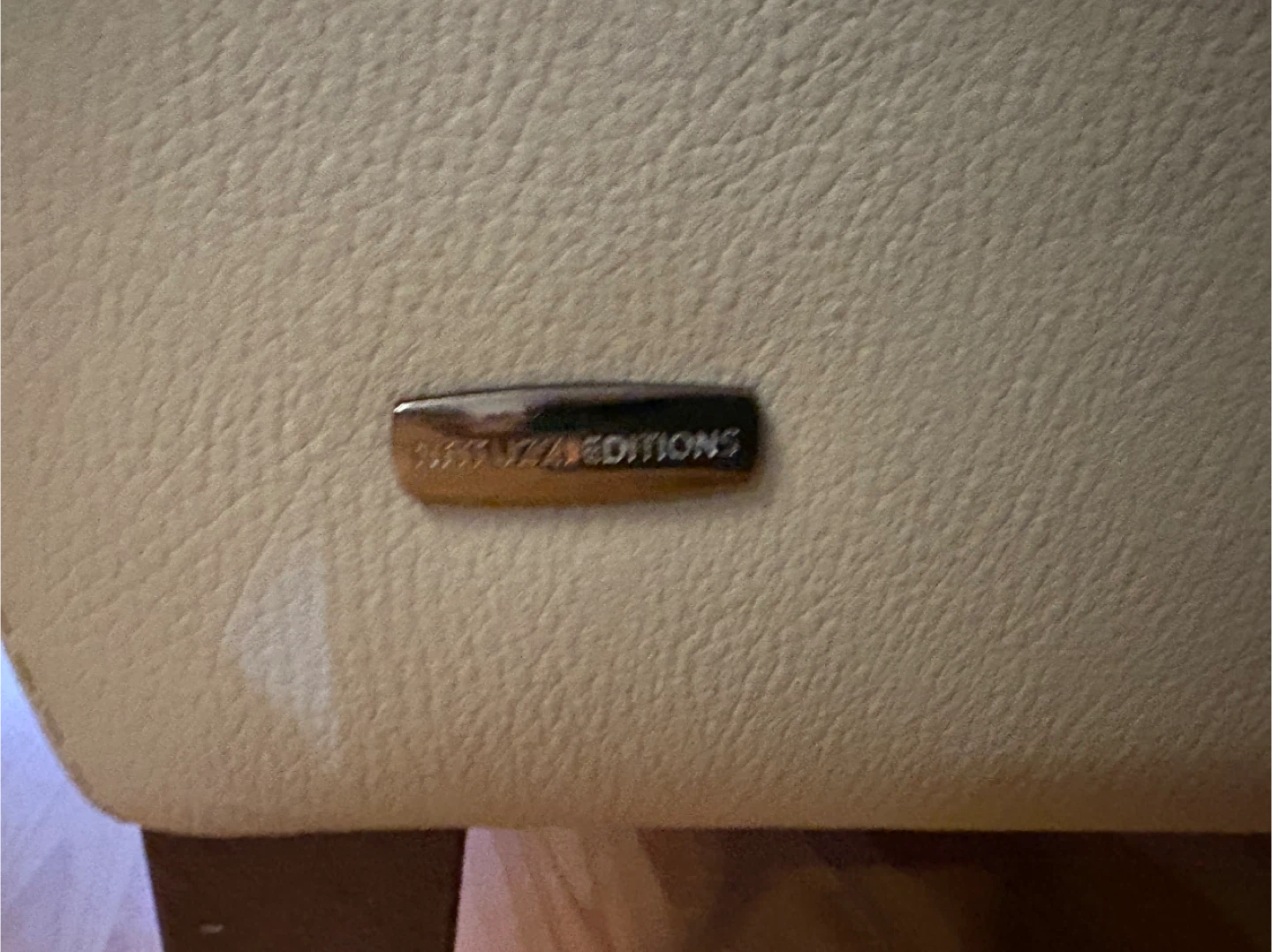 NATUZZI LEATHER SOFA