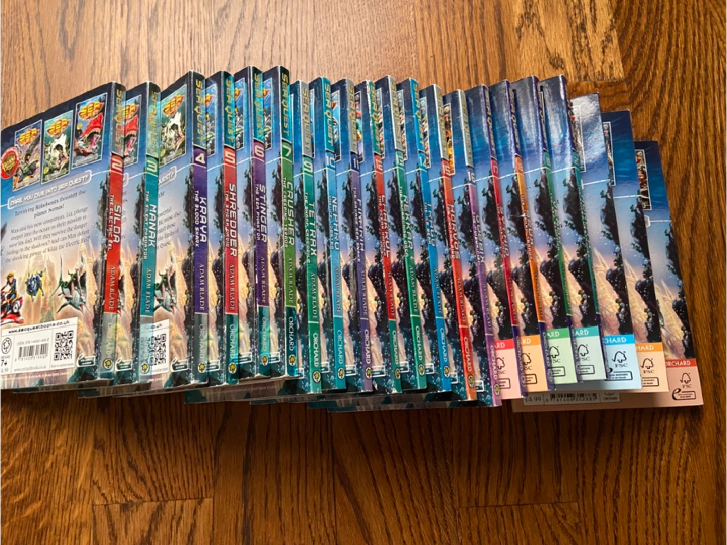 Sea Quest Book Series by Adam Blade（21 books） - photo 5