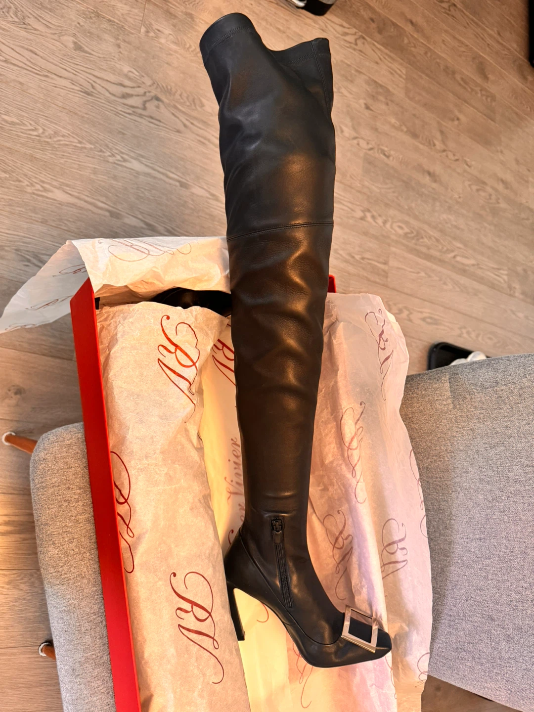 Roger Vivier Thigh High Soft Boots - Size 7 (US) - photo 5