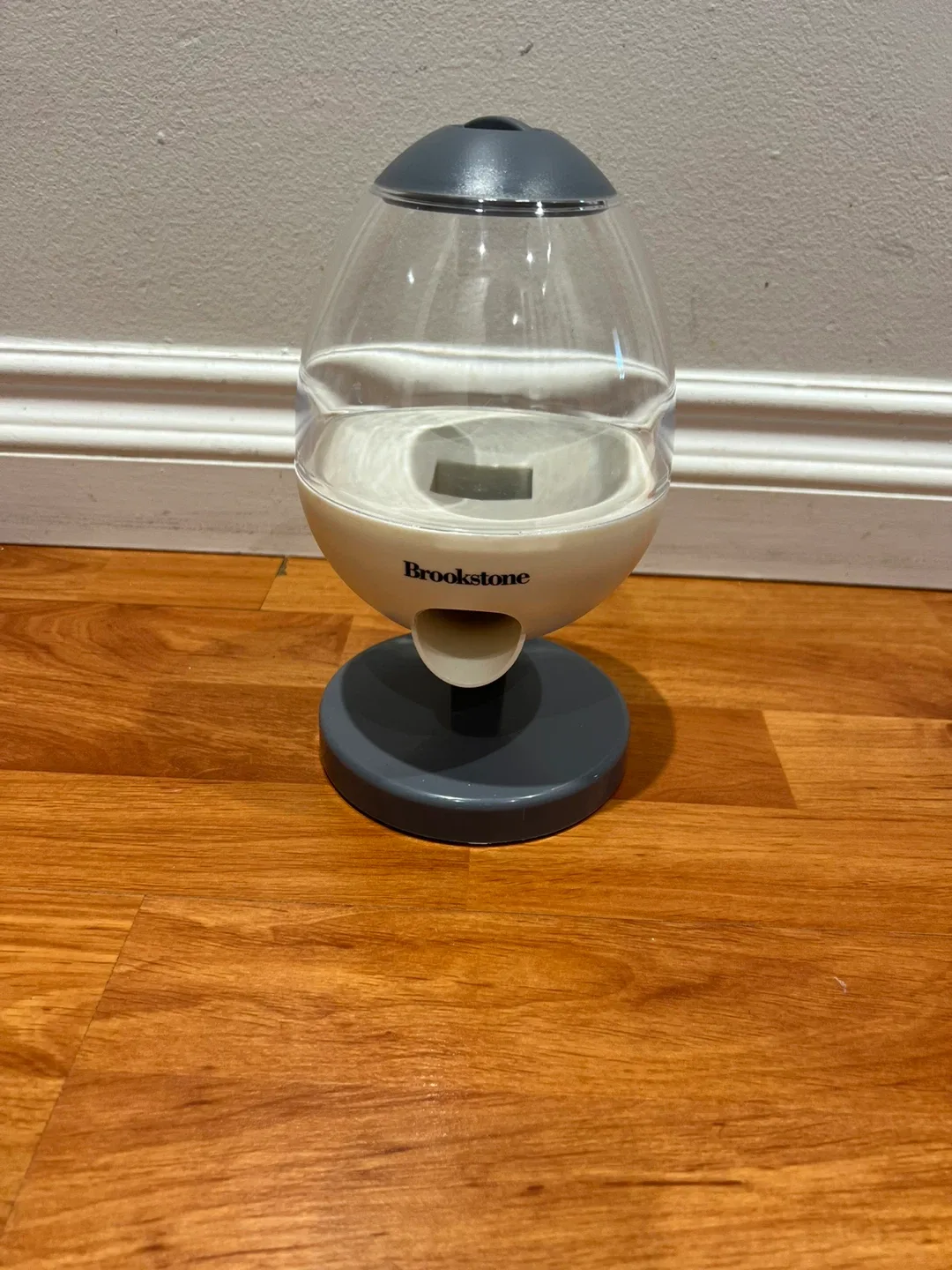 Hand sensor candy machine thumbnail