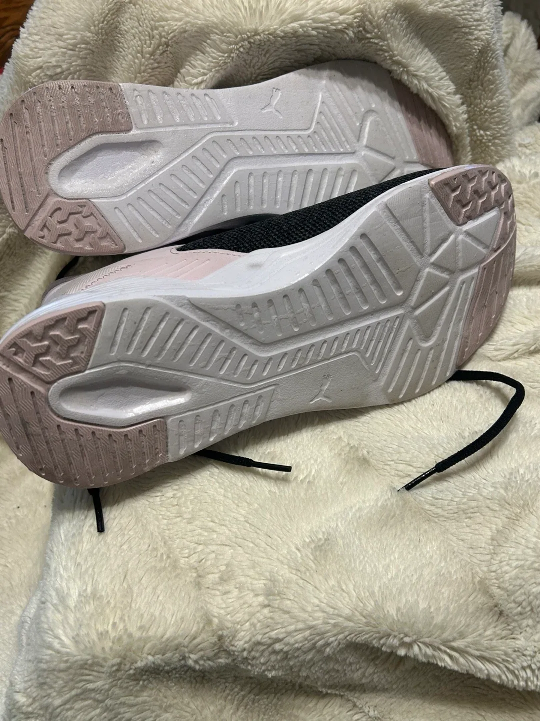 Puma Women's Running Shoes - Size 10 image indicator(6)