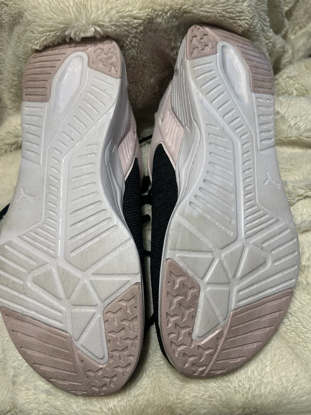 Puma Women's Running Shoes - Size 10 image indicator(7)