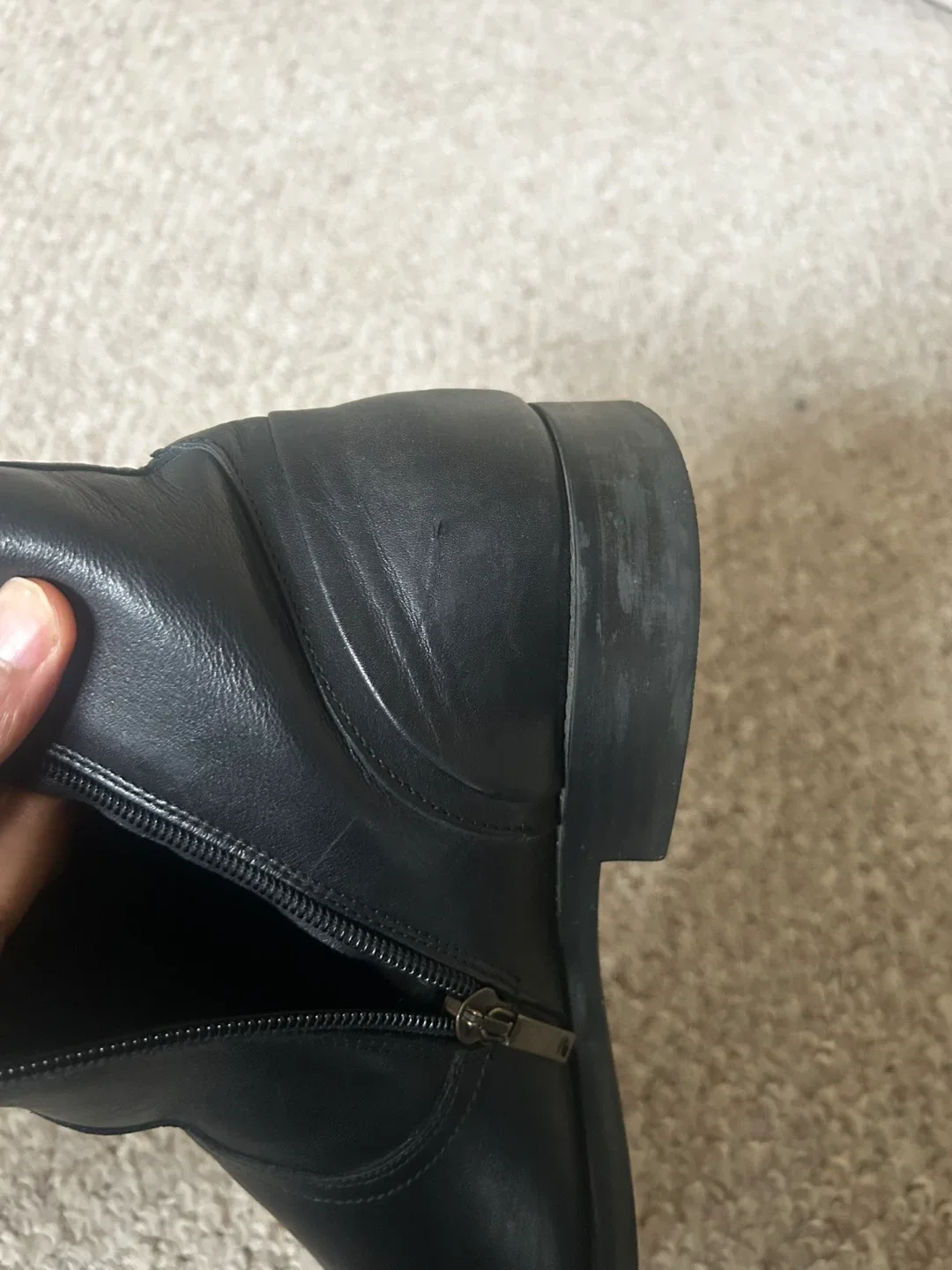 Browns Black Leather Chelsea Ankle Boots Italian - Size 44 image indicator(7)