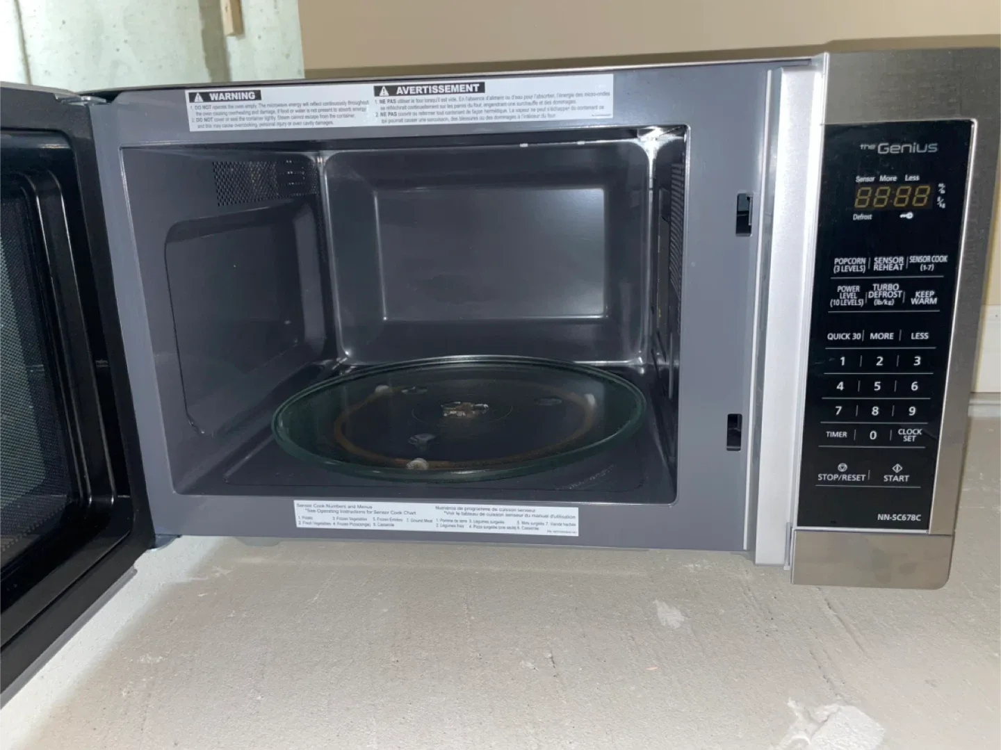 Panasonic The Genius Microwave NN-SC678C image indicator(2)