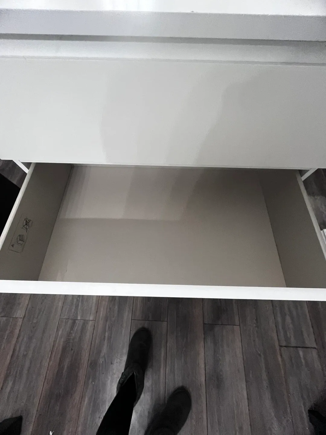 IKEA malm dresser image indicator(6)