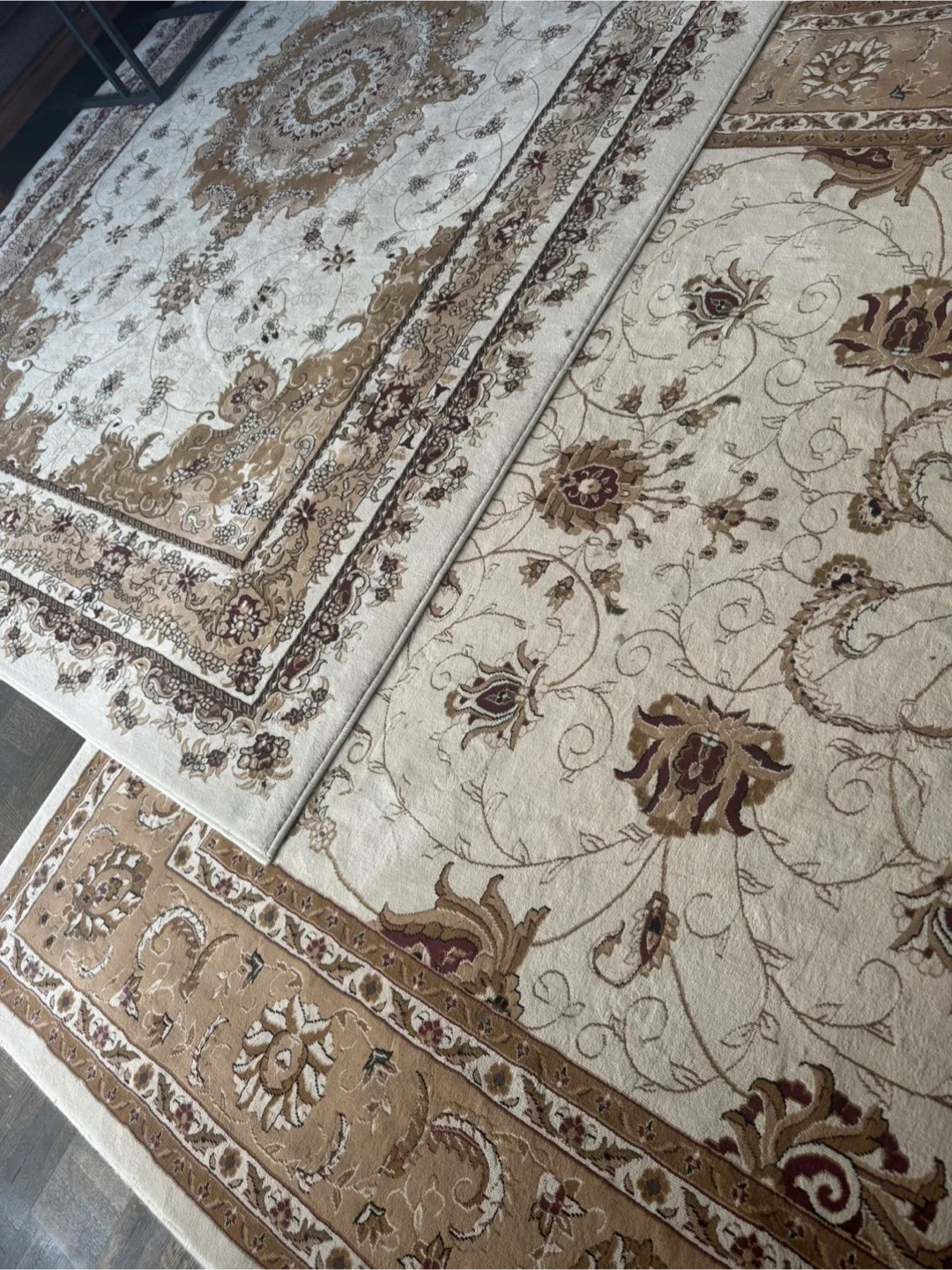 Floral Patterned Area Rug