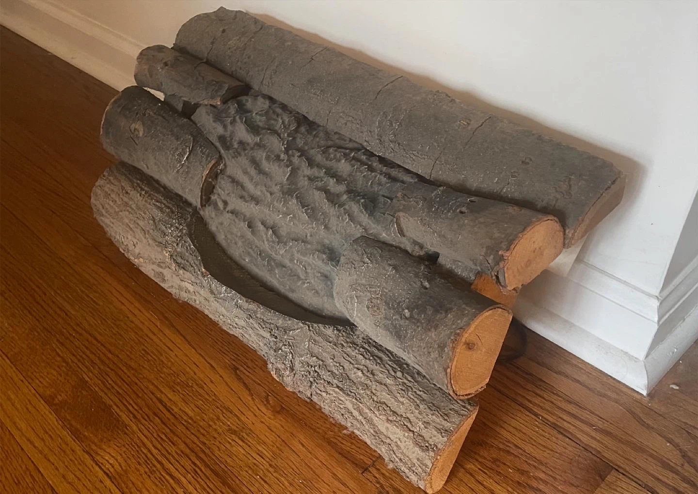 Vintage Faux Electric Light Up Fireplace Logs - photo 3