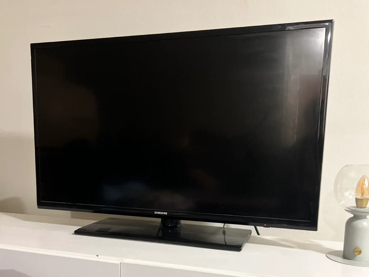 38” flat screen tv image indicator(4)