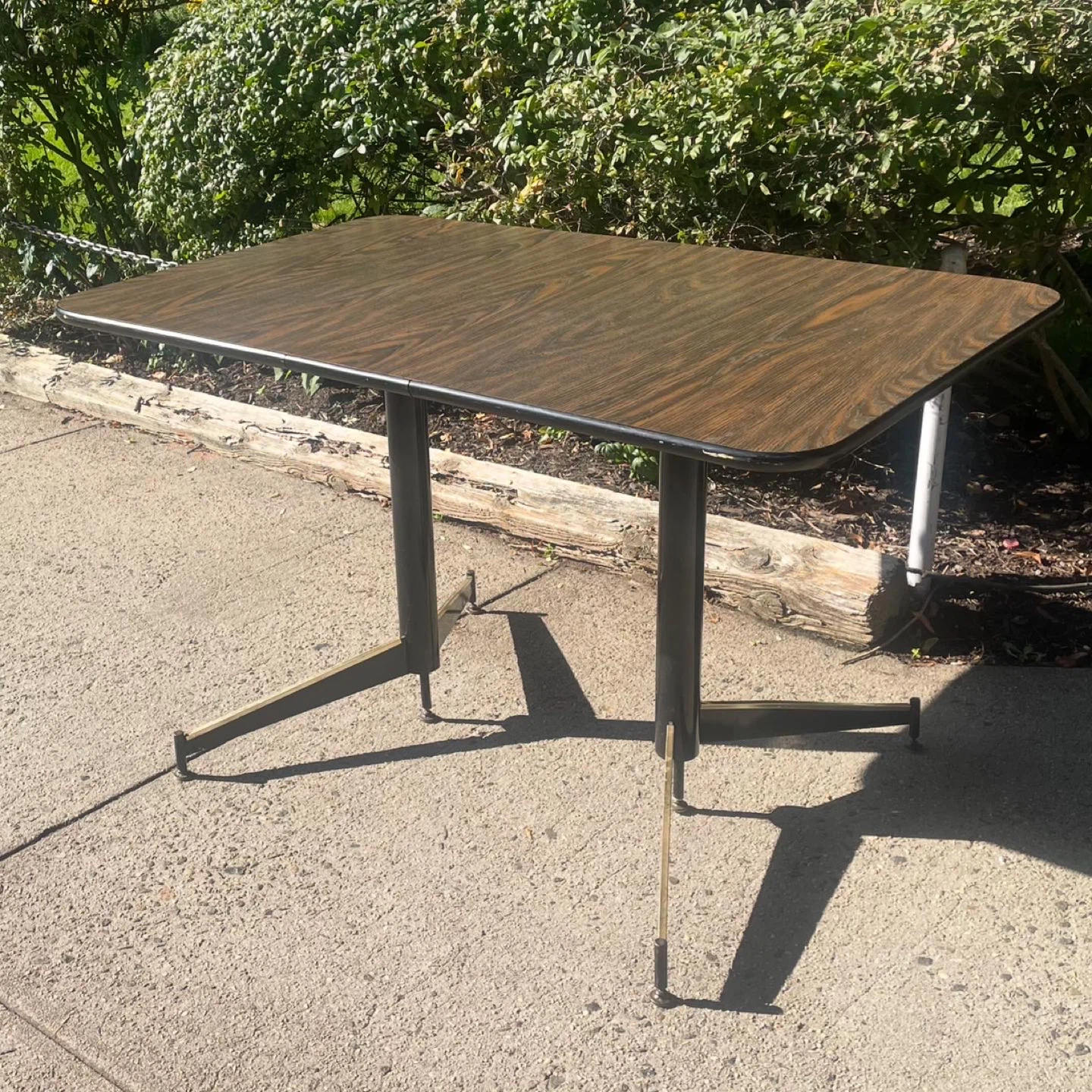 Vintage  Mid-Century Formica Top Metal Base Kitchen/Dining Table - photo 5