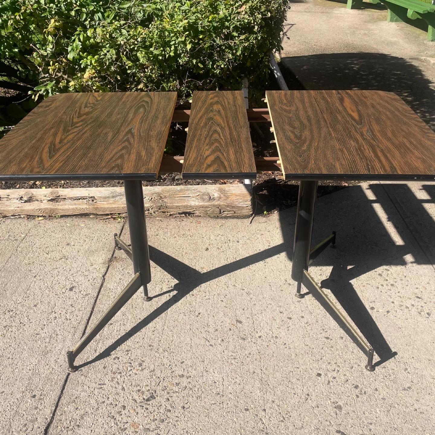 Vintage  Mid-Century Formica Top Metal Base Kitchen/Dining Table - photo 2