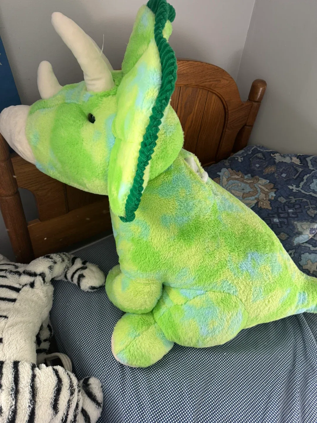 Green Triceratops Plush image indicator(2)