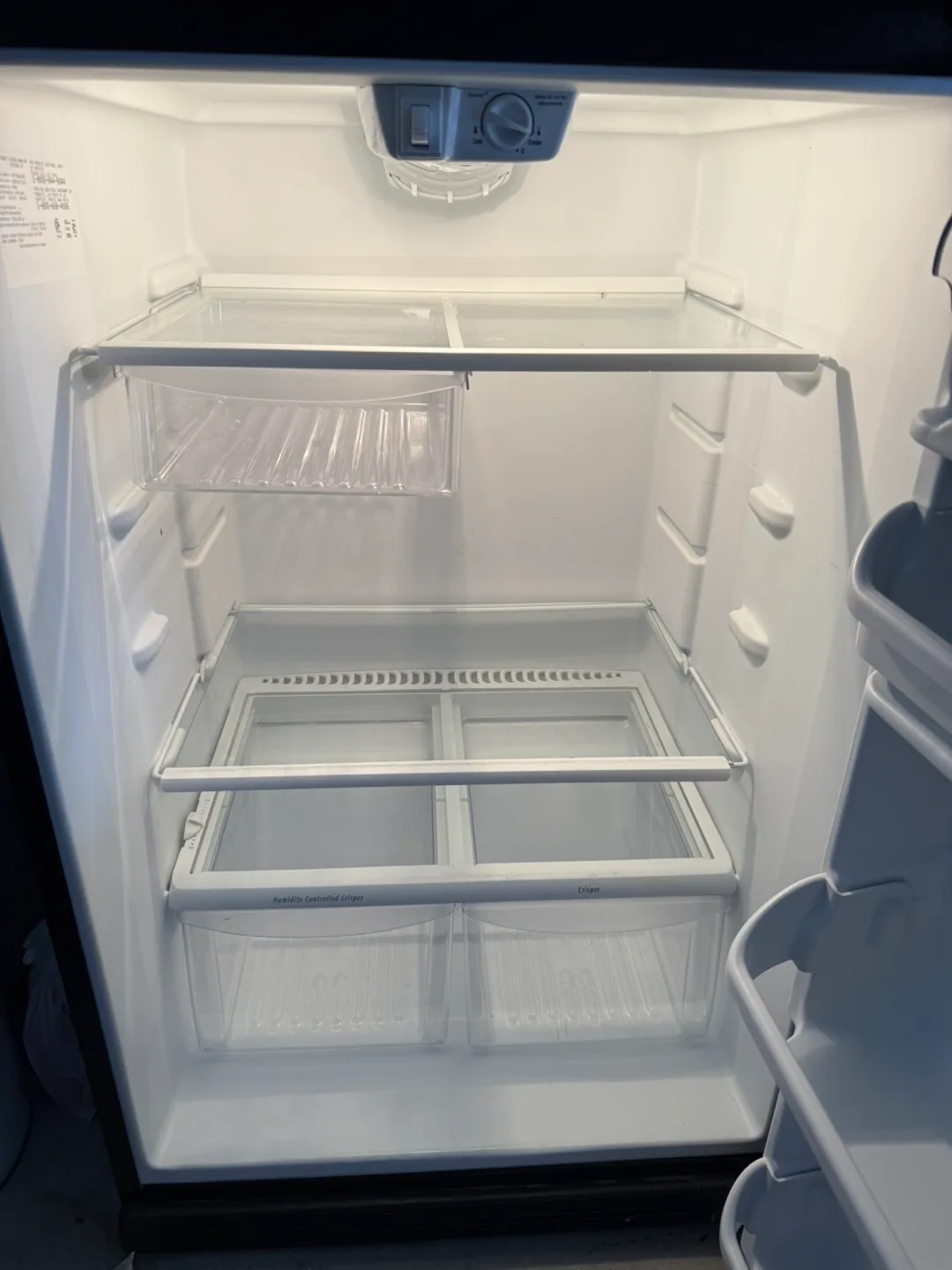 Frigidaire Top Mount Refrigerator ( 18.2 cu ft) image indicator(3)