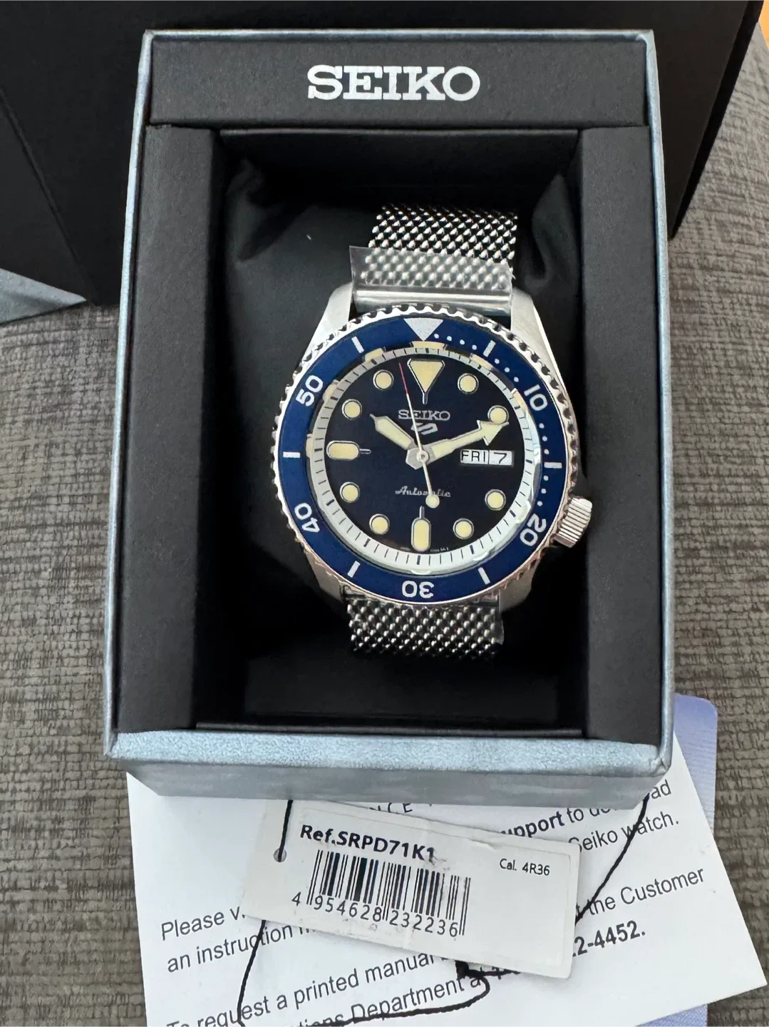 New Seiko 5 SRPD71 42mm Automatic Diver Watch Blue 4R36-07G0 image indicator(2)