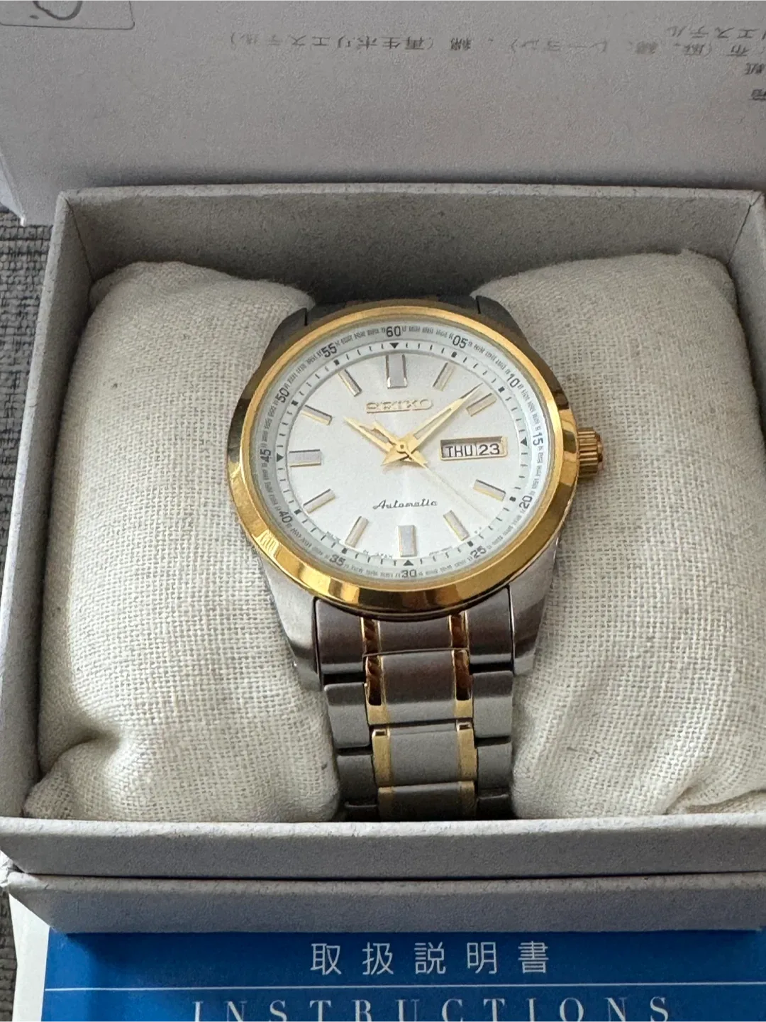 Seiko SARV004 Two Tone Automatic Watch Japan 42mm 4R36-05Z0 image indicator(2)