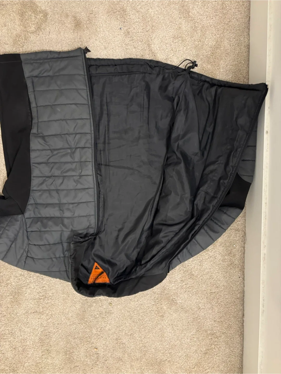 Puffer Jacket - Grey & Black image indicator(2)