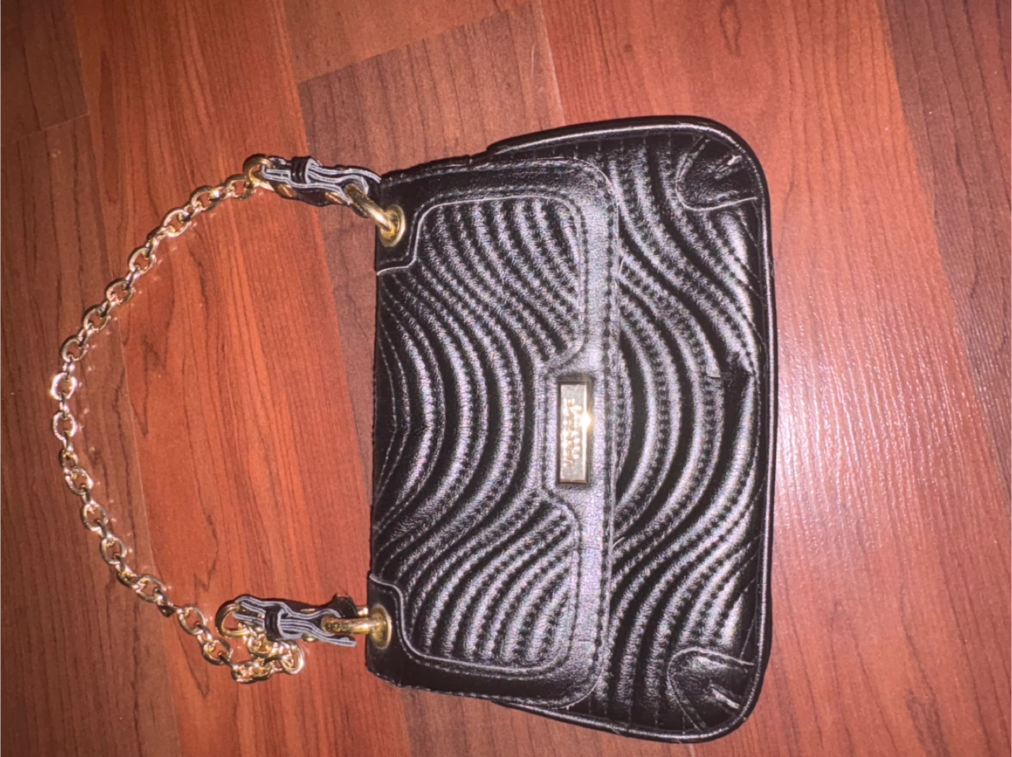 Assorted Women's Handbags - photo 3