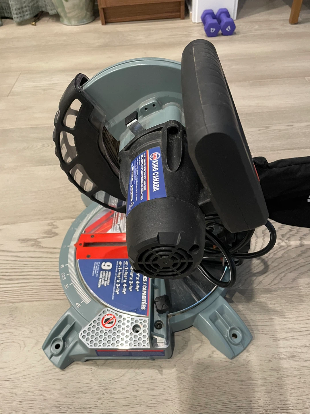King Canada 8 ¼ Inch Compound Mitre Saw with Laser - photo 3