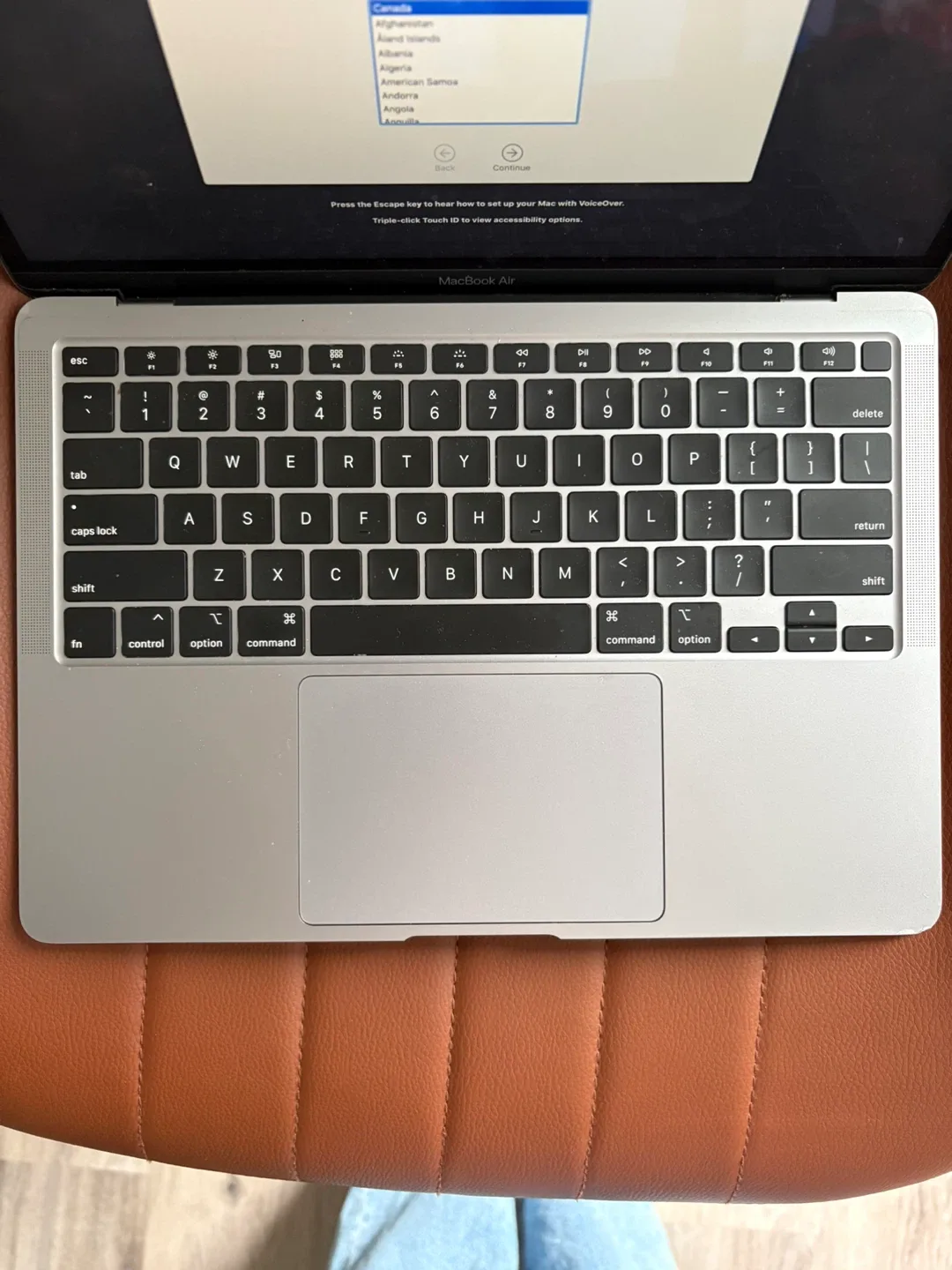 Apple 2020 MacBook Air13’ image indicator(4)