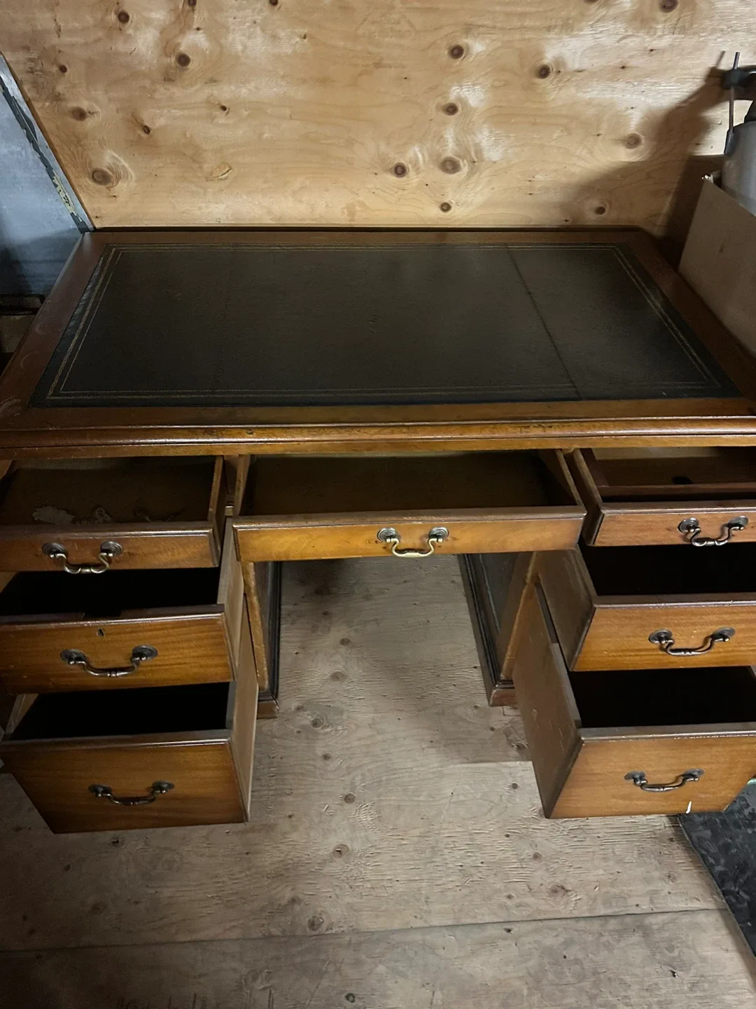 Vintage Wooden Executive Desk image indicator(3)