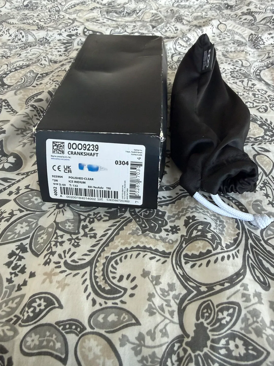 Oakley Crankshaft Clear Sunglasses with only pouch image indicator(6)