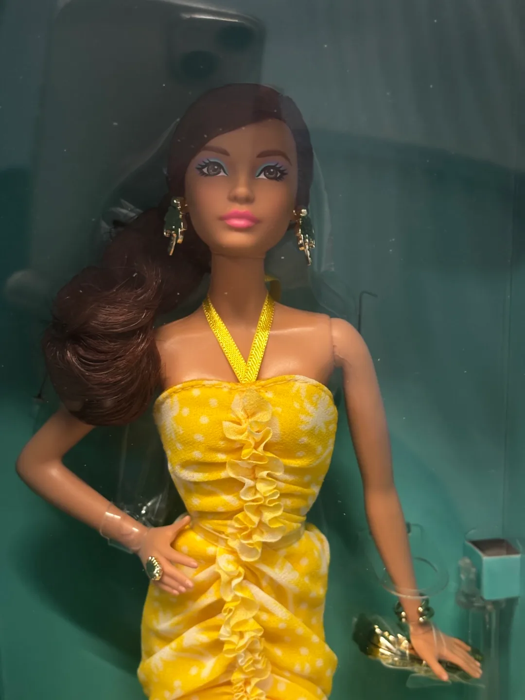 NIB Barbie 35th Anniversary Teresa Doll image indicator(3)