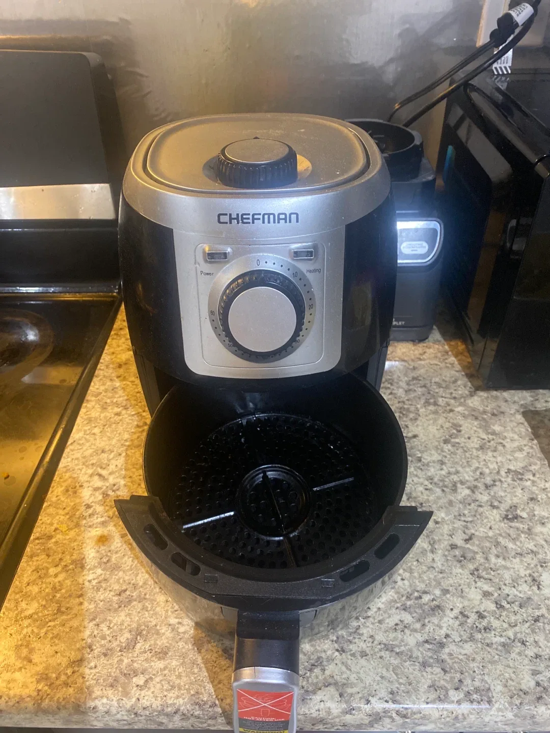 Chefman Air Fryer image indicator(2)