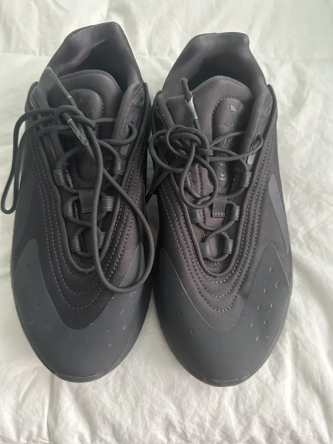 Adidas Ozmillen Black Sneakers - US 6