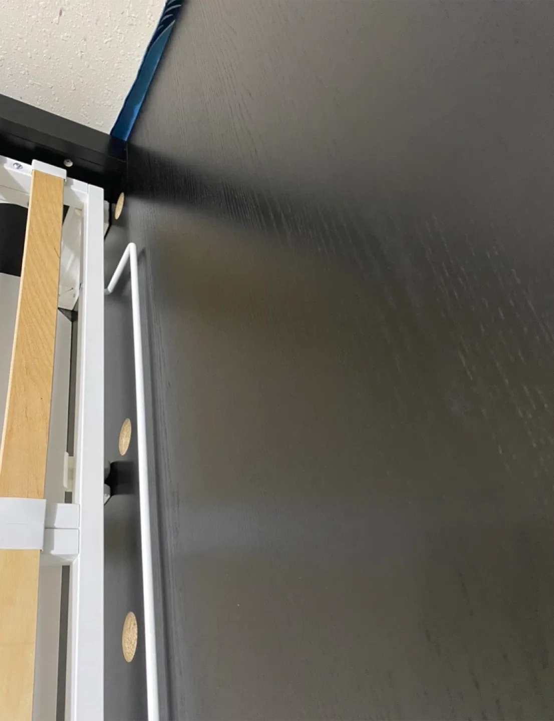 Pull up storage bed queen size like new image indicator(8)