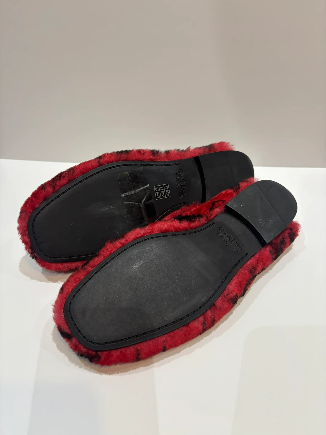 Coach Holly  Shearling Loafers Slipper women’s Size 8.5 - photo 3