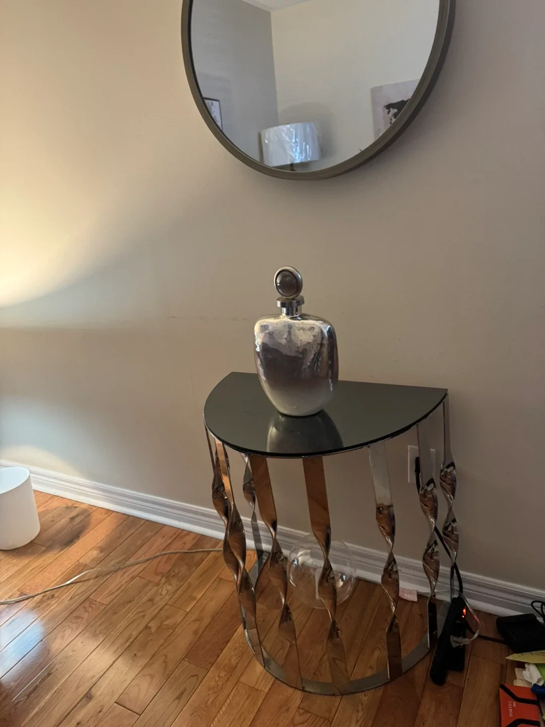 Silver Mirrored Half-Moon Console Table image indicator(3)