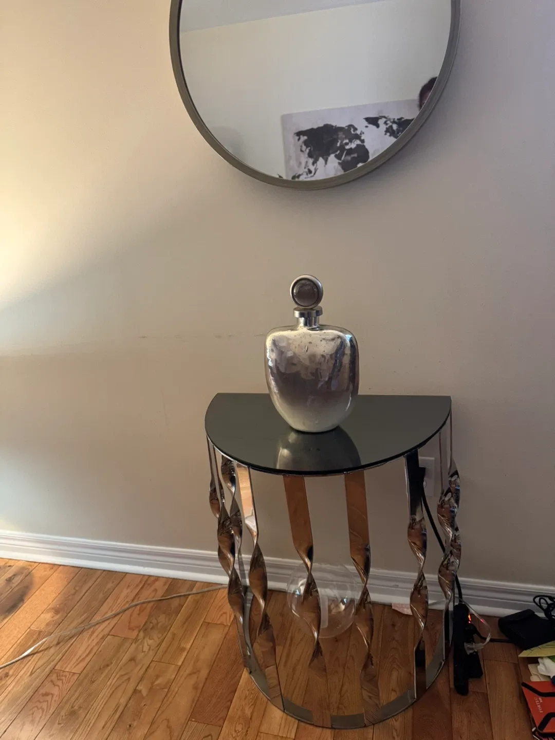 Silver Mirrored Half-Moon Console Table image indicator(4)