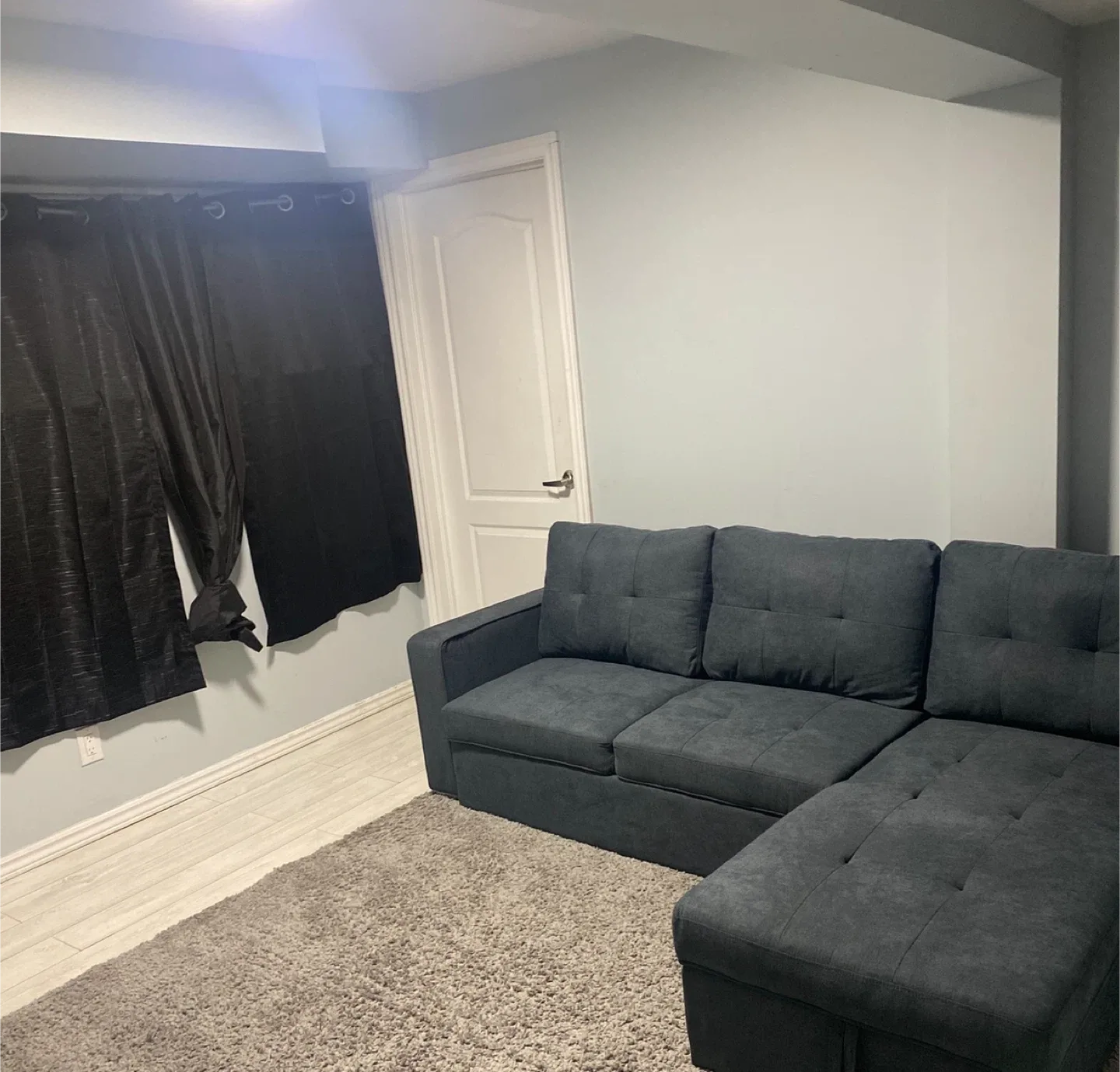 Grey Sectional Sofa image indicator(2)