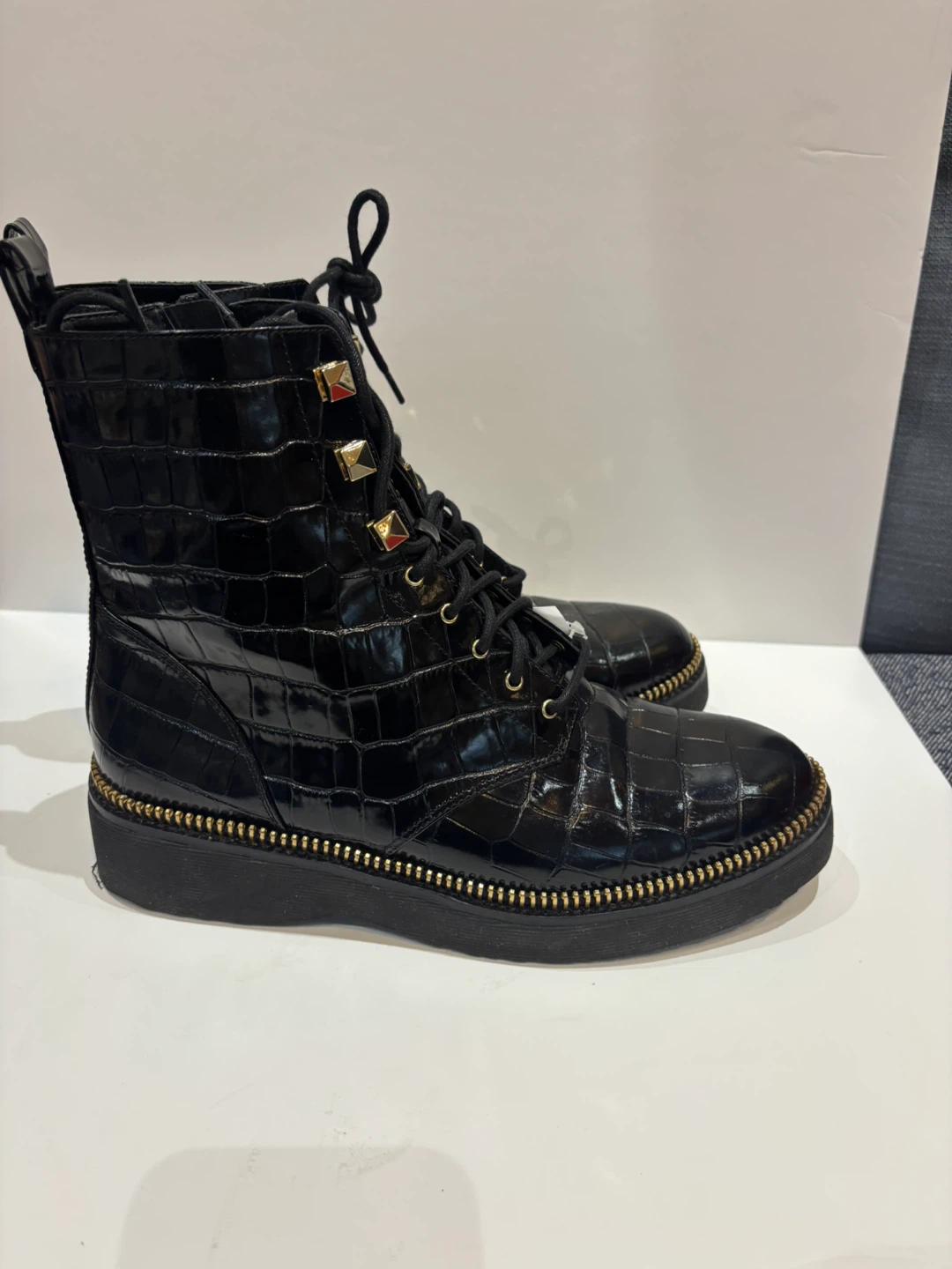 Michael Kors Haskell crocodile Embossed Boots women’s sz 10 - photo 4