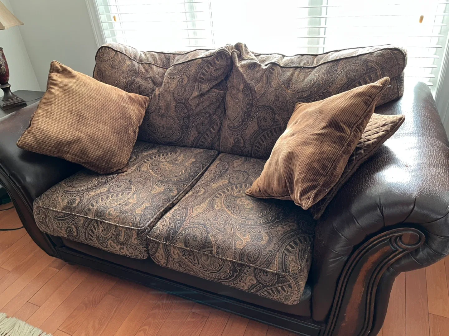 Brown Patterned Sofa and Loveseat Set image indicator(2)