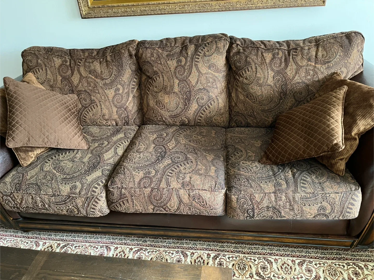 Brown Patterned Sofa and Loveseat Set image indicator(3)