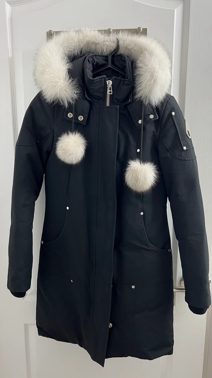 Moose Knuckles Black Parka in XS - photo 2