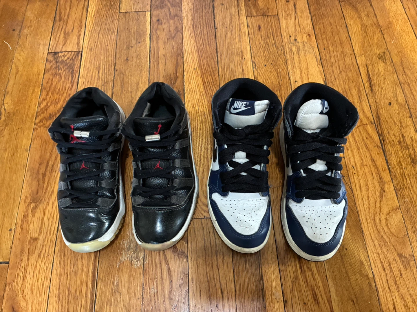 Used kids Jordan 11 low & Jordan 1 High midnight navy