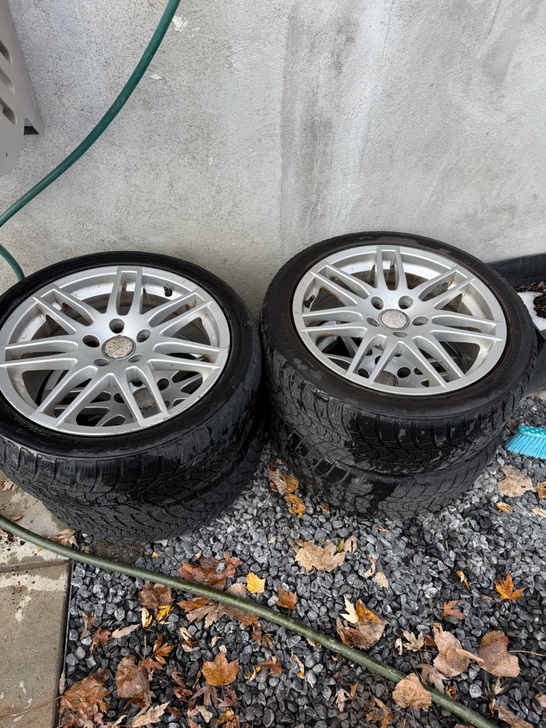 For Sale: Set of 4 Audi Rims (17”) - photo 5